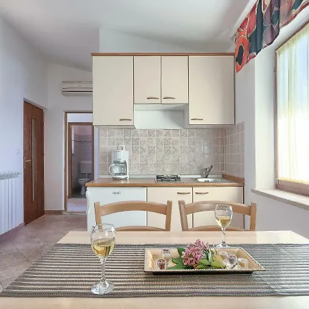 דירה Ulika By Interhome